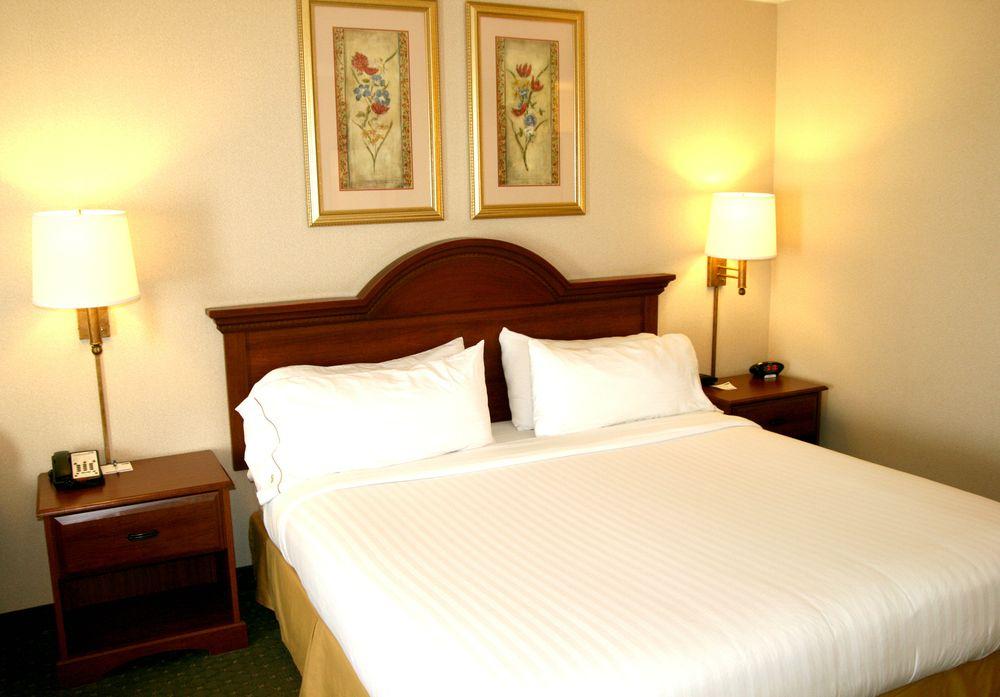 Comfort Inn & Suites Near Route 66 Lincoln Zewnętrze zdjęcie