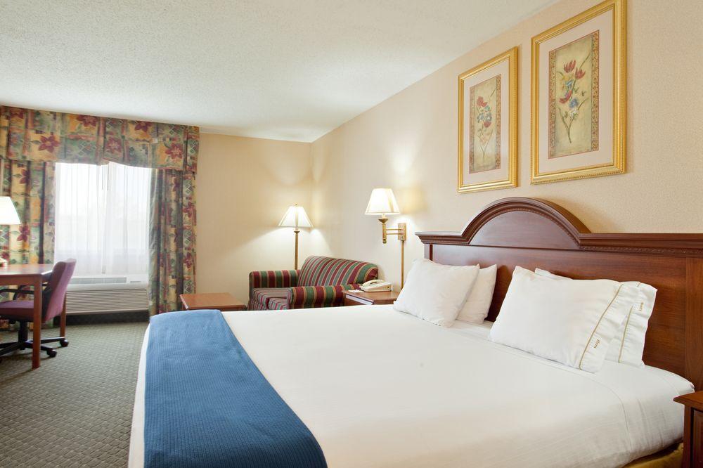 Comfort Inn & Suites Near Route 66 Lincoln Zewnętrze zdjęcie