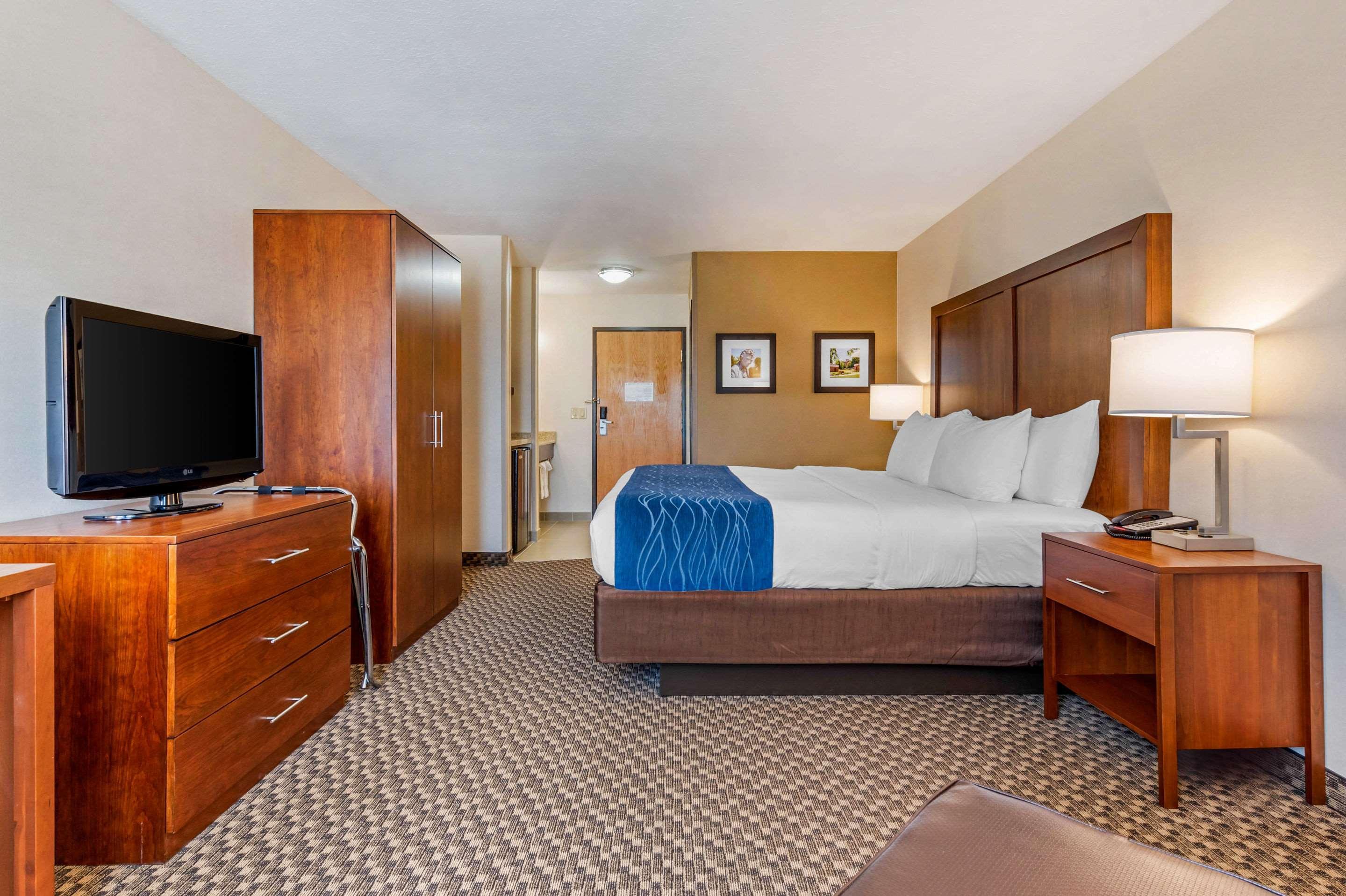 Comfort Inn & Suites Near Route 66 Lincoln Zewnętrze zdjęcie