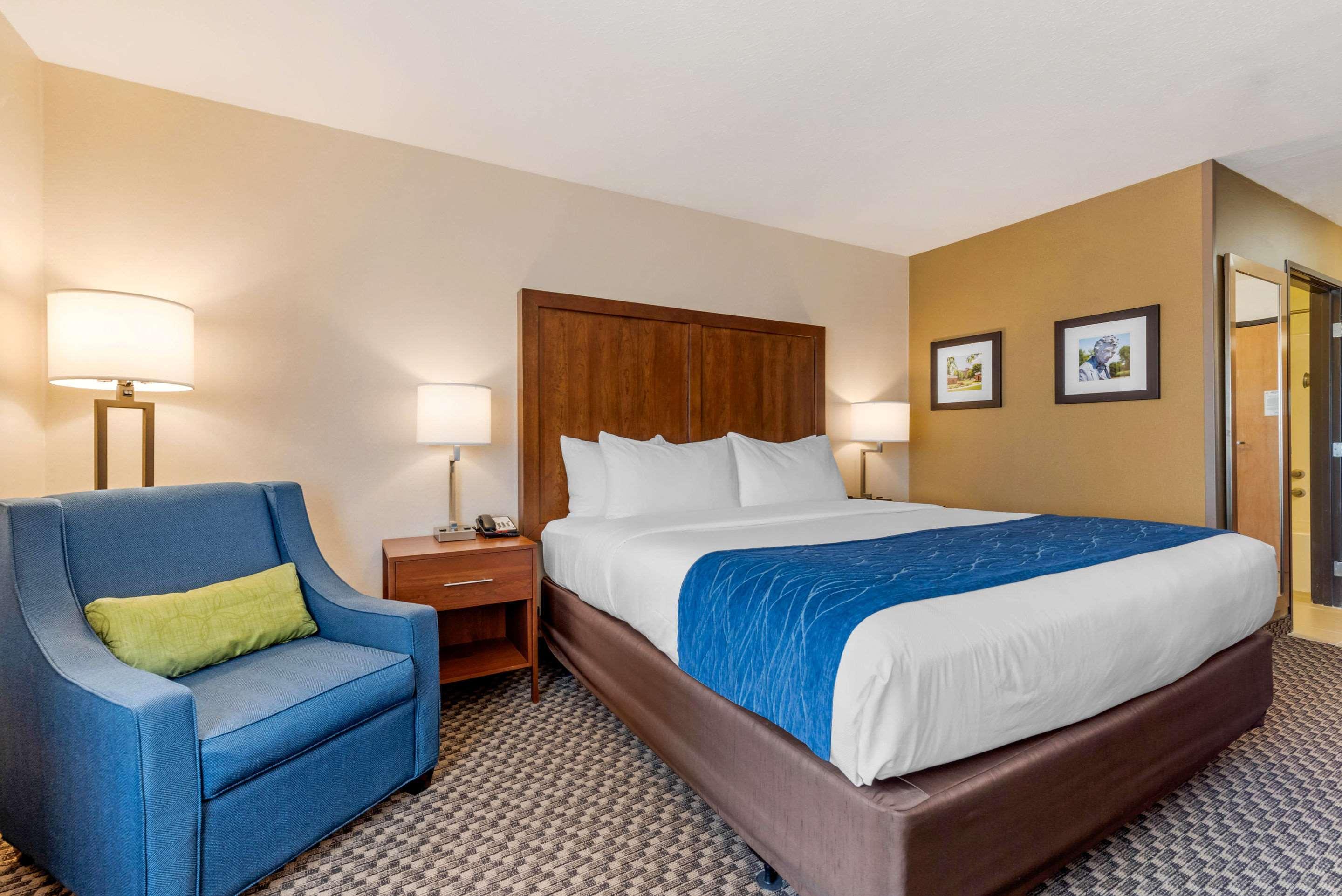 Comfort Inn & Suites Near Route 66 Lincoln Zewnętrze zdjęcie