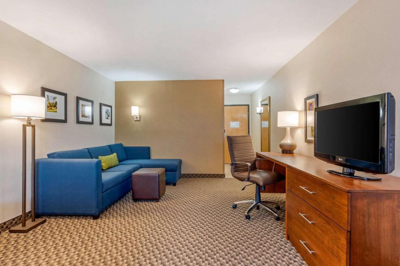 Comfort Inn & Suites Near Route 66 Lincoln Zewnętrze zdjęcie